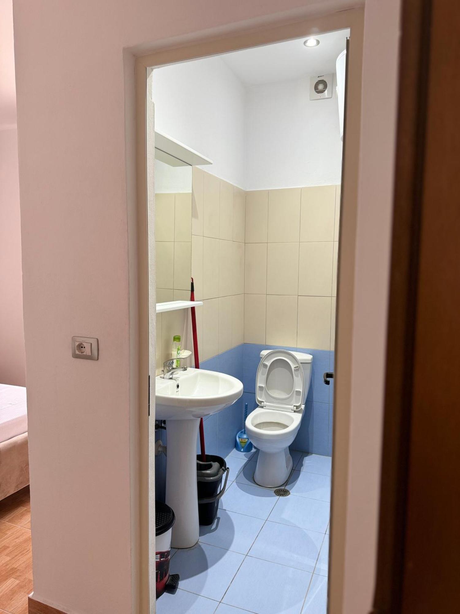 Guesthouse Cami Durres Exterior photo