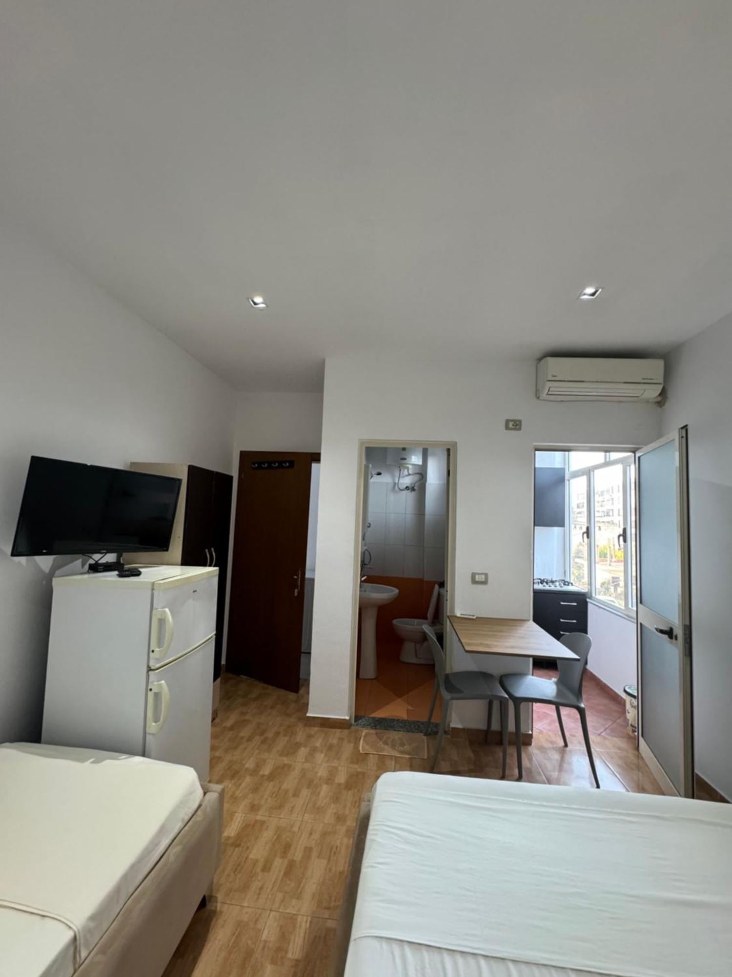 Guesthouse Cami Durres Exterior photo
